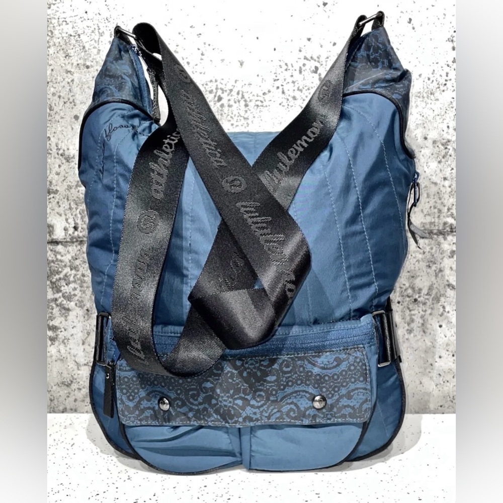 💕Lululemon RARE 🦄 Sidestage Travel Dance bag